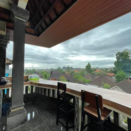 Nuri 47 Guest House